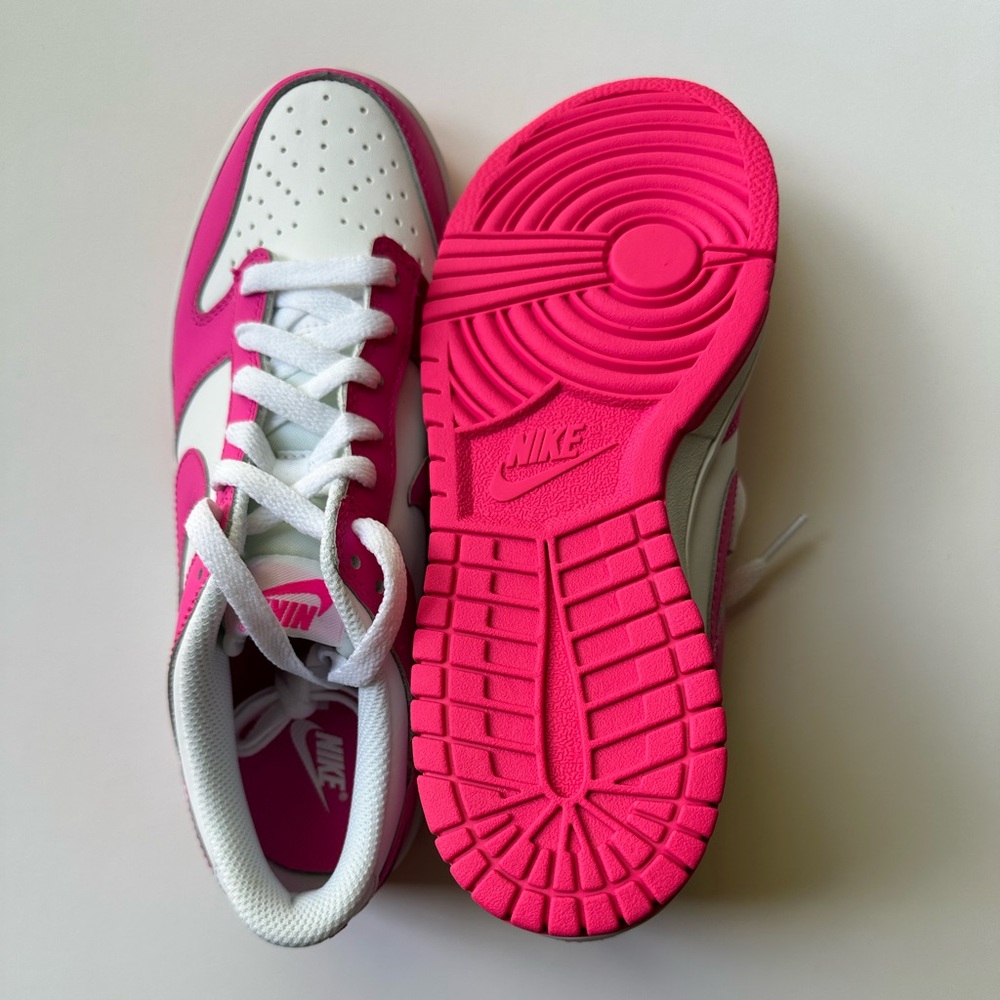 2023 Dunk Low GS 'Laser Fuchsia' - Picture 3 of 4